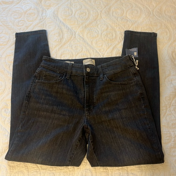 NWT- Grey High Rise Skinny Jeans by Universal Threads/ 10/30R - Picture 3 of 10